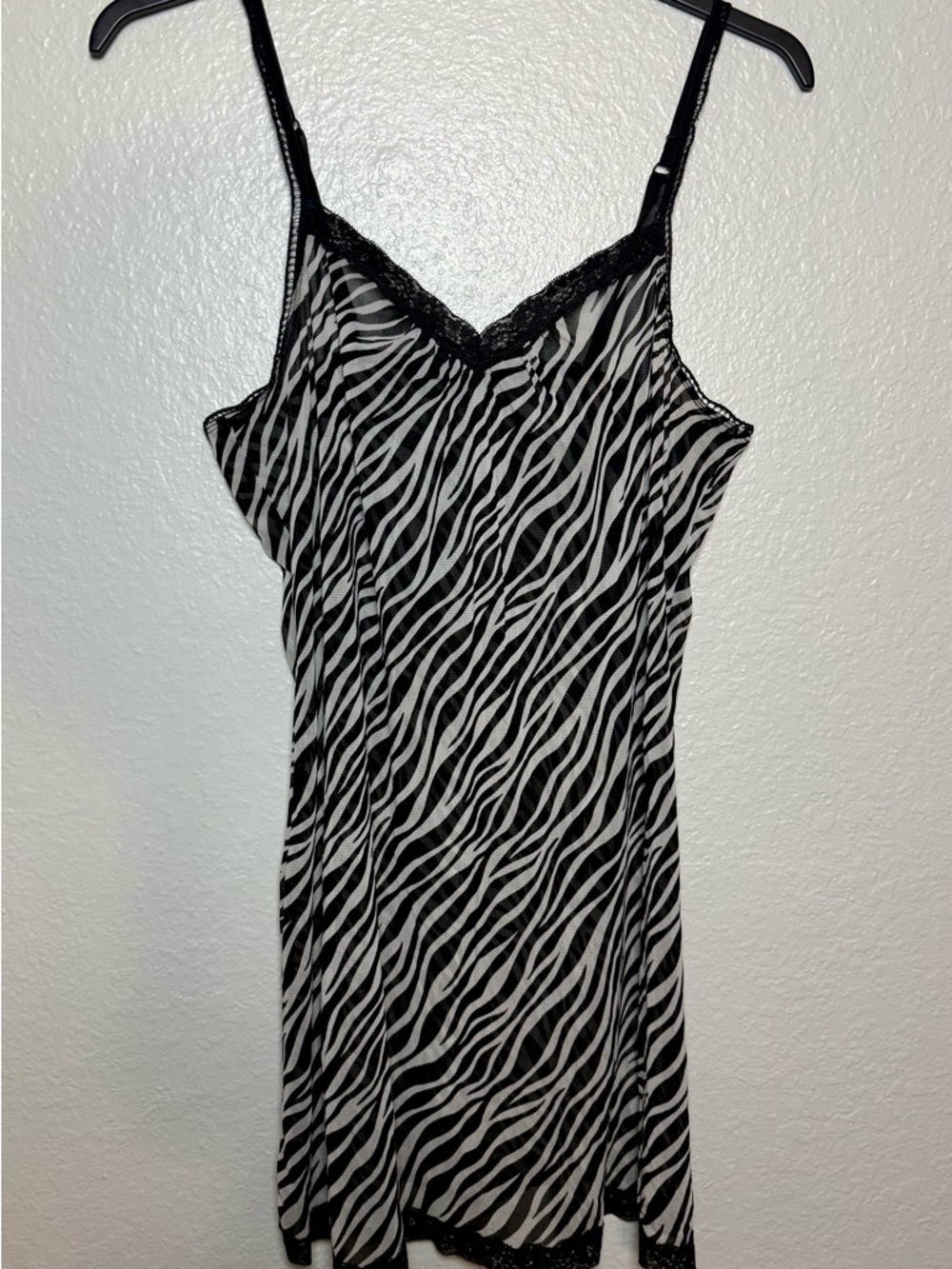 APT 21 Intimates Zebra Print Mesh Chemise Dress Lace Trim Sleeveless Size L